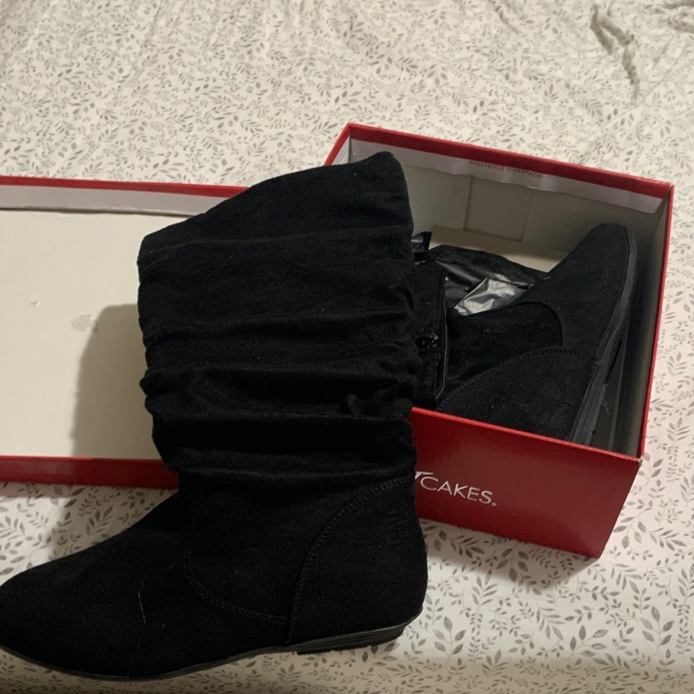 Hot Cakes Black Winter Boots